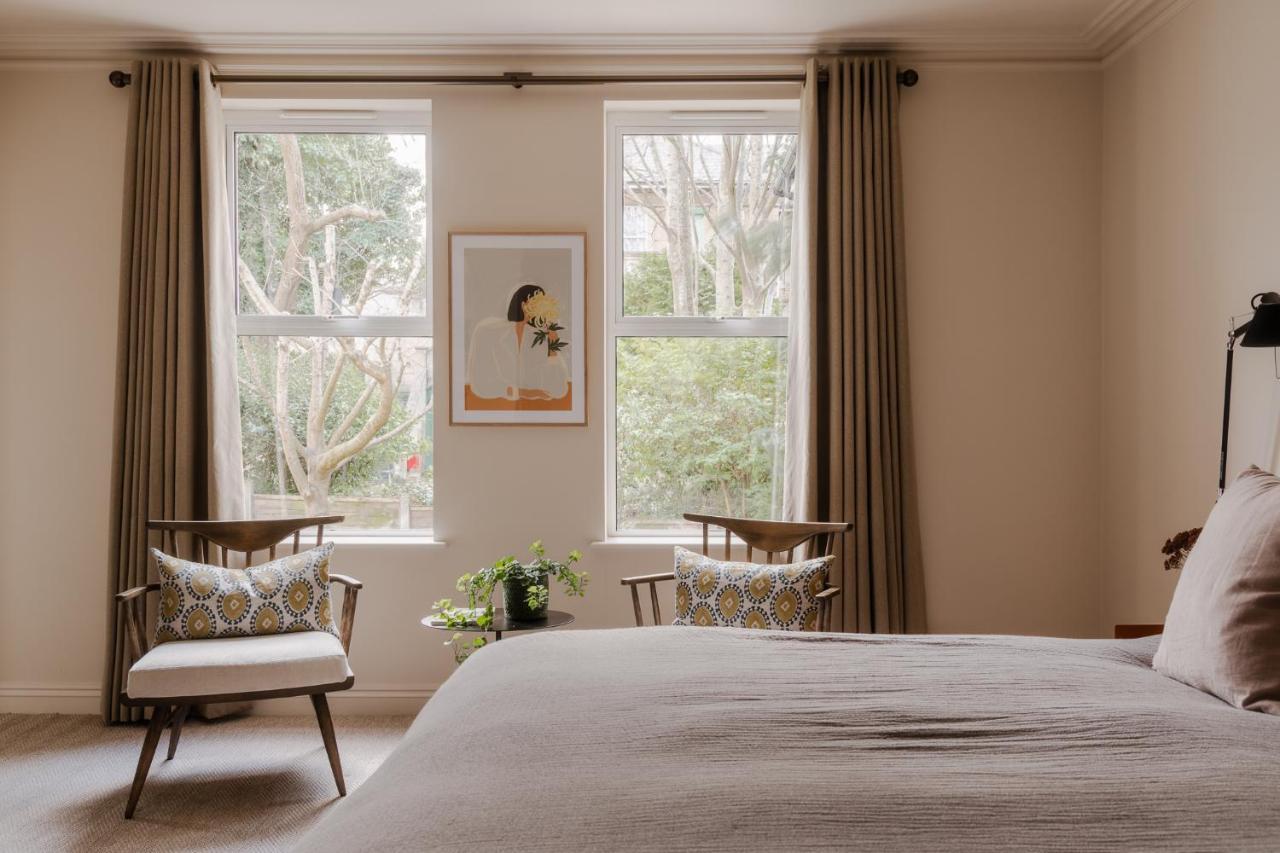 Leighton House - Boutique Guesthouse Bath Exterior foto A bedroom at the hotel